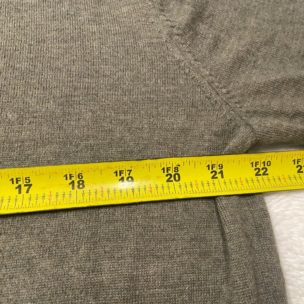 Olive Green 100% Italian Sheep Wool Sweater, Sz M - Picture 11 of 15